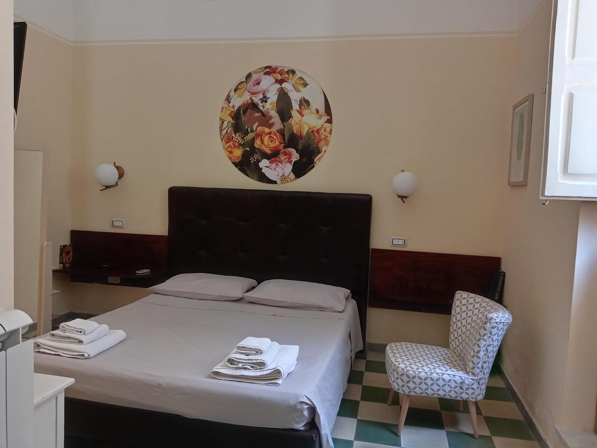 Piazza Verdi Liberty House Лечче Экстерьер фото