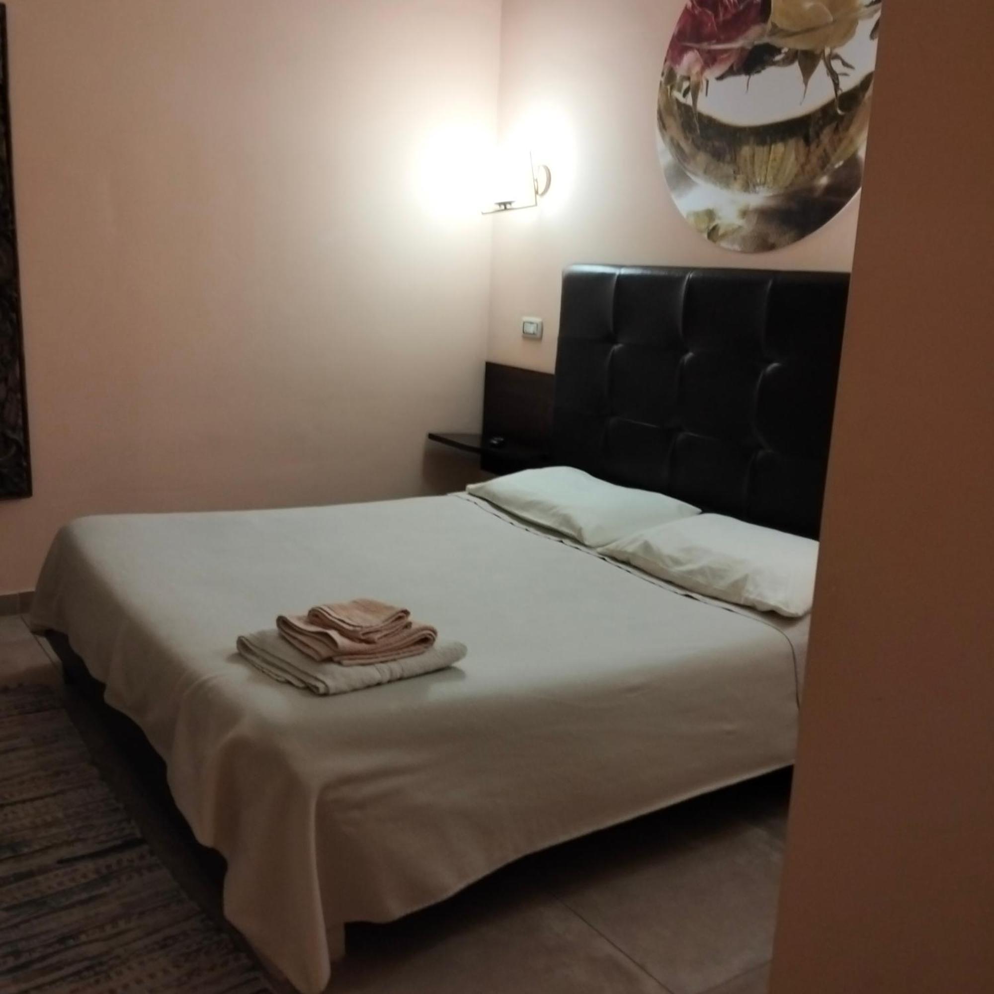 Piazza Verdi Liberty House Лечче Экстерьер фото